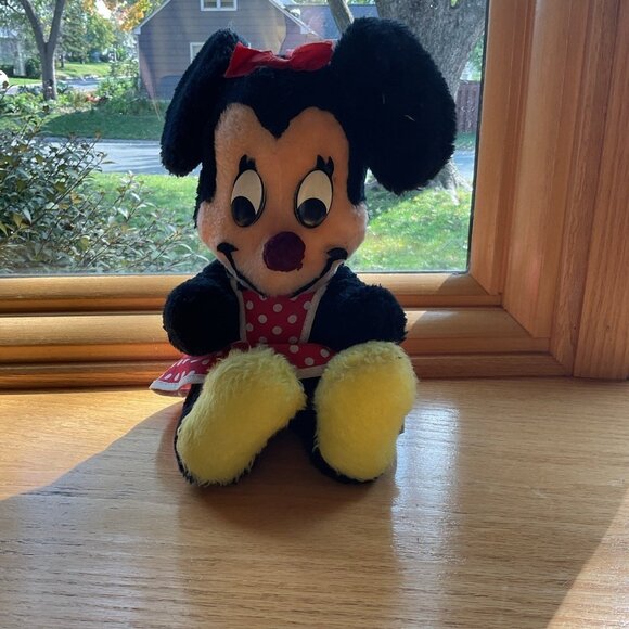 Vintage Walt Disney Characters Handcrafted Made in USA Minnie Mouse - Picture 1 of 5